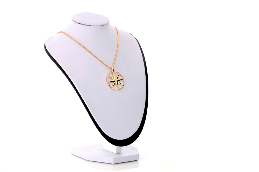 Амулет «Звезда Союза» золотой с бриллиантом, диаметр 30 мм / Charm «Union Star», gold with diamond - JEWELLERY